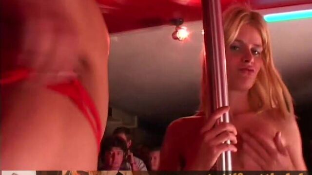 Amateur cocksucker party