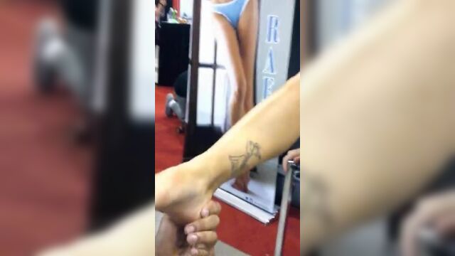 Pornstar Alexis Monroe feet