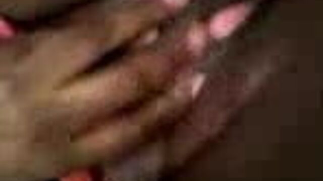 Negra Batendo Siririca