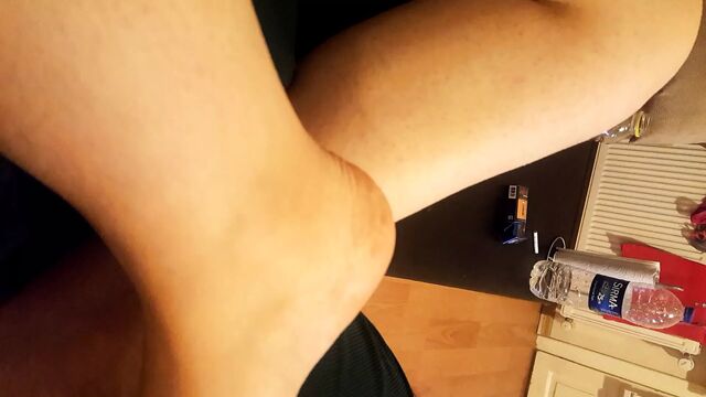 Panty slip Wife, pussy slip, pussy lips out of panties