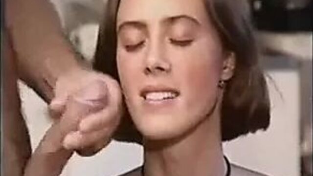 Skinny Swedish Girl in a Threesome (Gr-2)