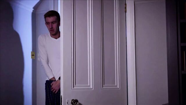 Ava KoXXX Sneaky Wife