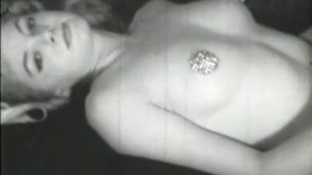 Diamond Nipples Blonde