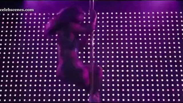 Jennifer Lopez stripper scene in Hustlers