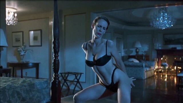 Jamie lee curtis dance