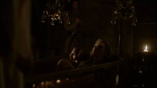 Katheryn Winnick - Vikings - 1