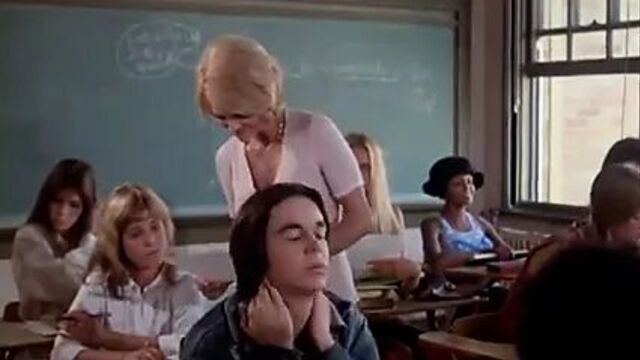 Angie Dickinson sexy profesora