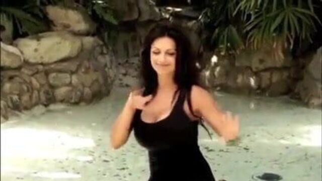 Denise Milani sexy Palm Dance - non nude