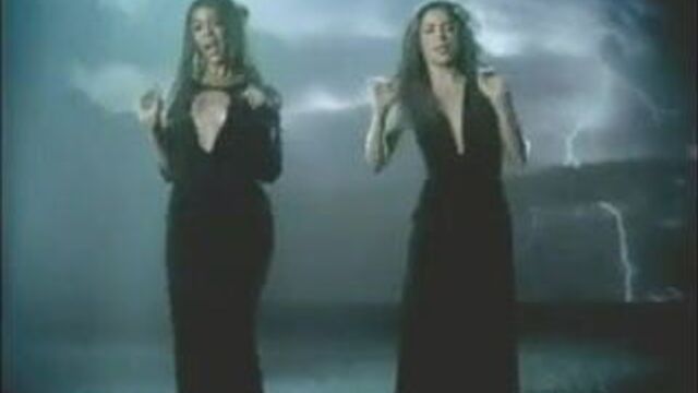 Shakira and beyonce together