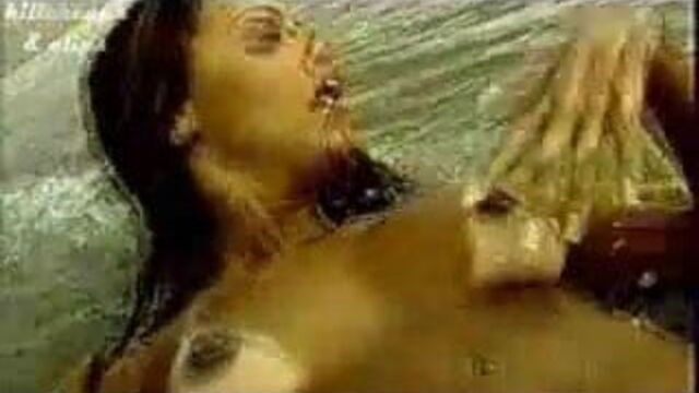 Viviane Araujo 1- Tan Lines