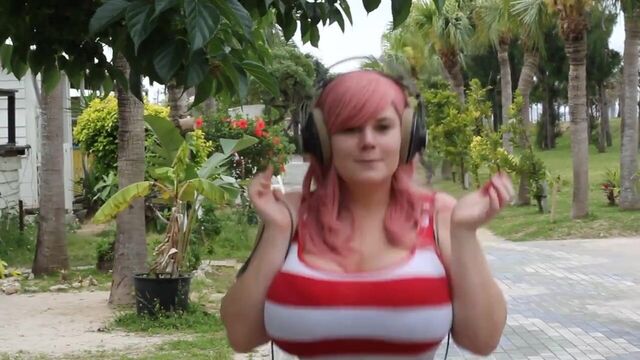 Penny Underbust Fanservice Friday - Super Sonico