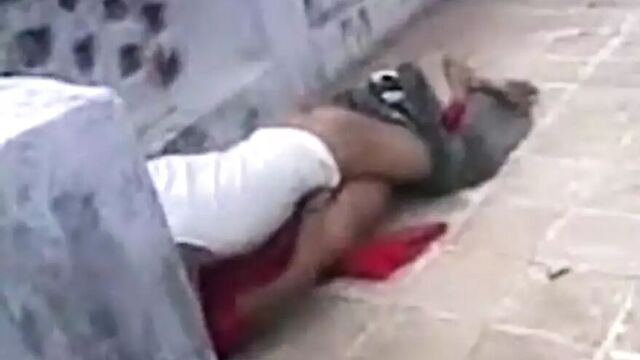 Chhat par pados ki didi mili baat chit ki to mud ban gaye chod diya