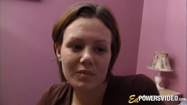 Vintage debutante Sarah riding hard after blowjob in casting