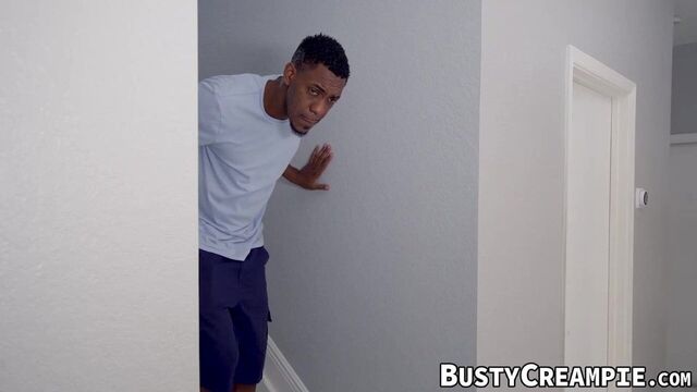 Thief Lilith Morningstar sucks BBC before doggystyle fuck