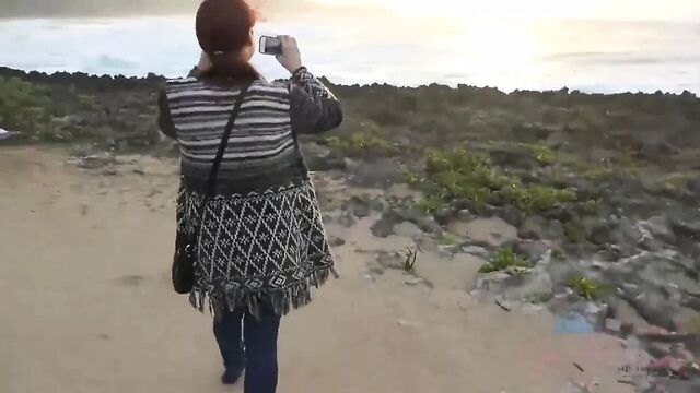 Violet Monroe gives up the wrong hole on your last night in