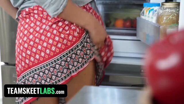 TeamSkeet - Horny Teen Ryder Rey Is Ready To Do Everything For A Cock And Soon Her Stepdad Will See