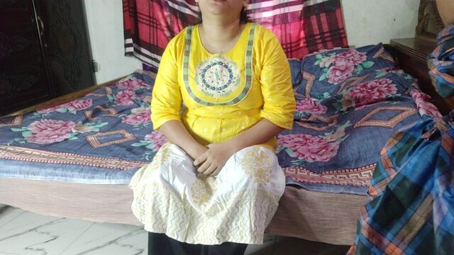 Bengali Bhabhi Enjoy when her Husband go out Cumriya