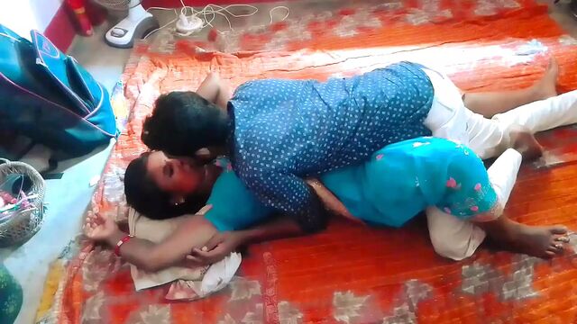 Apne ghar se i meri wife maine din ko hi use pel diya