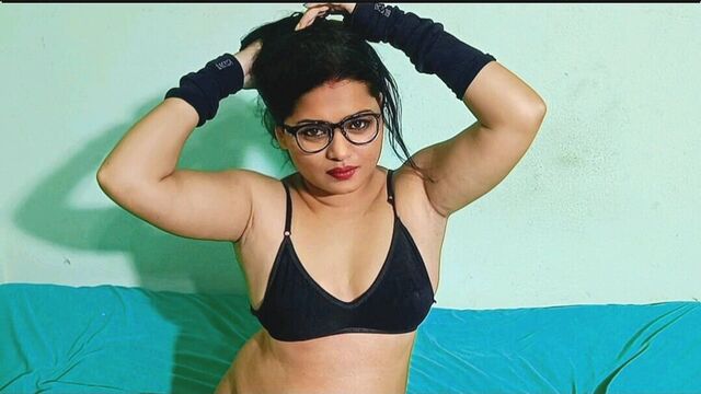 Newly married sexy and cute Indian couple ki homemade chudai