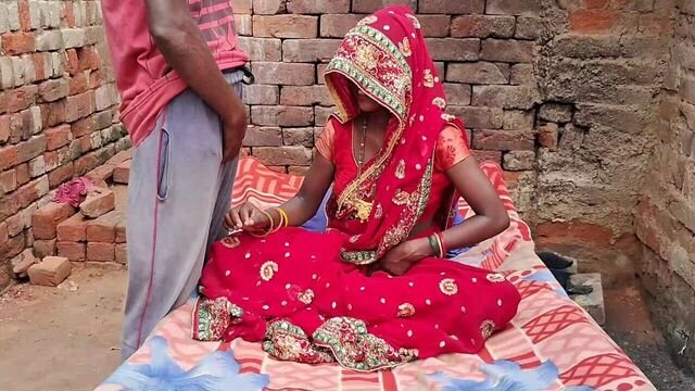 Aaj main pahli bar Khatiya mein sex Kiya desi wife ki Khatiya mein chudai