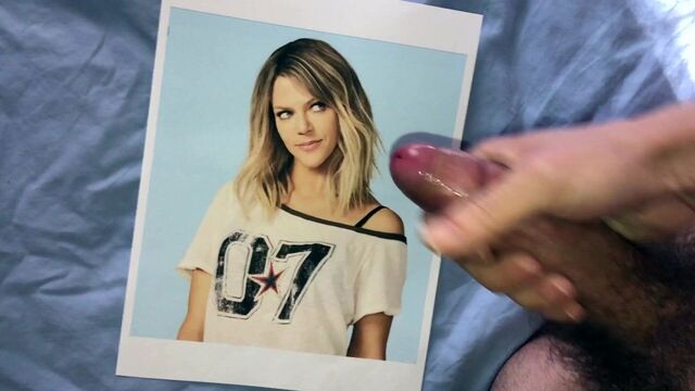 Kaitlin Olson cum tribute