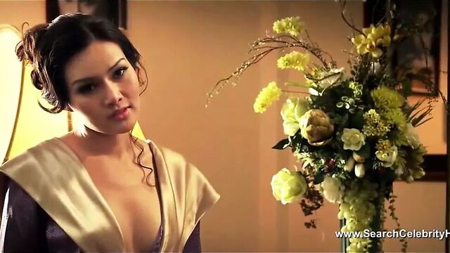 Bongkoj Khongmalai & Savika Chaiyadej - The Beginning (2013)