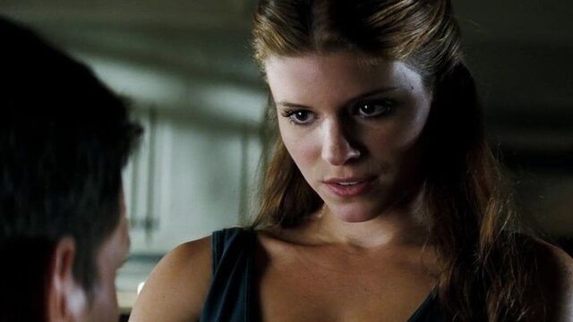 Kate Mara - Shooter (2007)