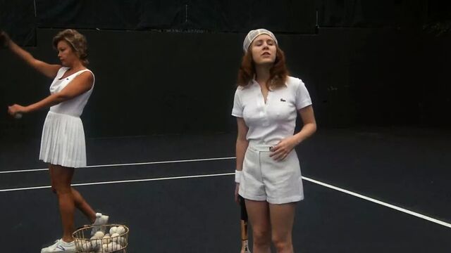 Carrie Fisher pokies in Shampoo - slow motion