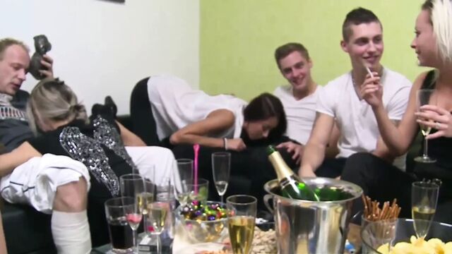 Czech Megaswingers 19