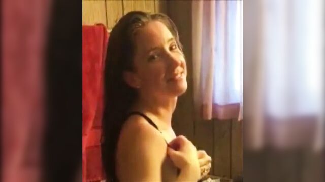 Hotwife removes condom from BBC for risky creampie