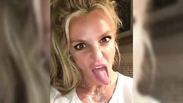 Fucking hot Britney Spears cum face
