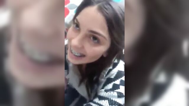 Mexicana va a hacer su primera mamada