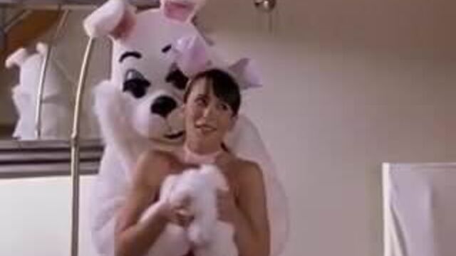 Jennifer Love Hewitt Confessions of Sociopathic Social Climb