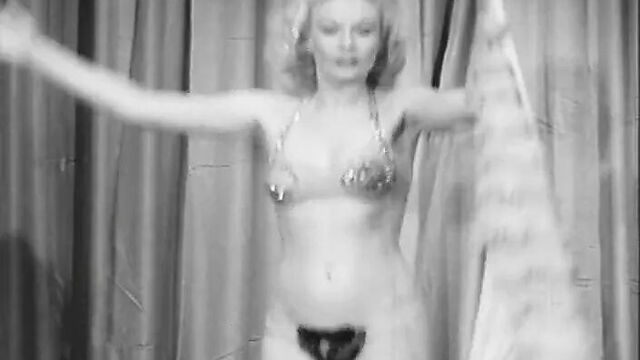 Vintage Burlesque Dancers